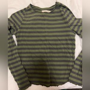 Brand new Free People long sleeve size large. Bust approx. 38inch. 100% cotton.